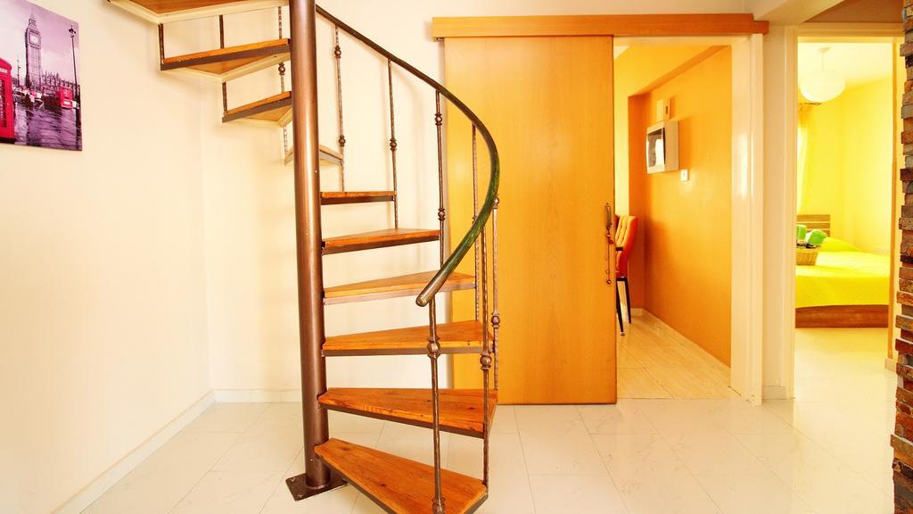 Panikos Beach Apartment I Larnaca Exterior photo